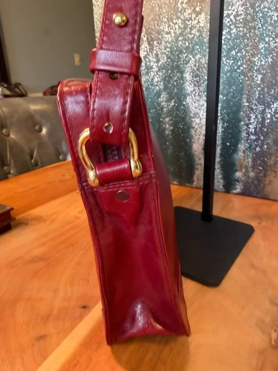 Dansk Vintage 1990s Minimalist Leather Crossbody Bag Burgundy (GUC) - Picture 6 of 16